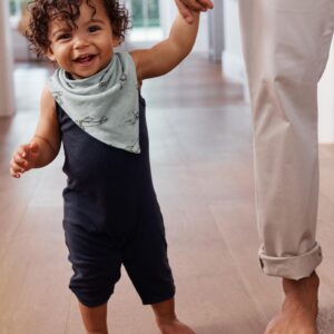 Macacão bebê canelado com babador bordado multicor | Carter's